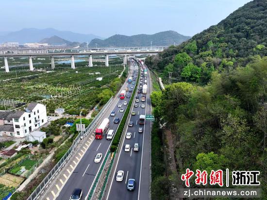 俯瞰台金高速水洋枢纽路段。台州管理中心&nbsp;供图