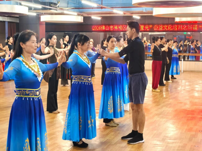 麦西来甫赴岭南 粤疆同心促交融