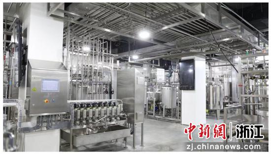 食品柔性智能中试生产线，集成提取、酶解、浓缩、干燥、杀菌、包装等功能单元。（资料图，浙江大学长三角智慧绿洲创新中心供图）