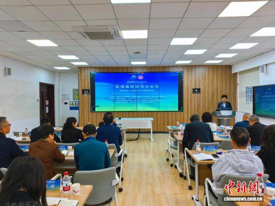 图为论坛现场。中新网记者 张伟 摄