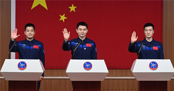 China's Shenzhou-18 crew members meet press