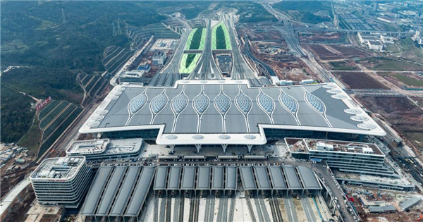 Construction of Chongqing East Railway Station in Chongqing completes