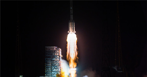 China sends new data relay satellite into space