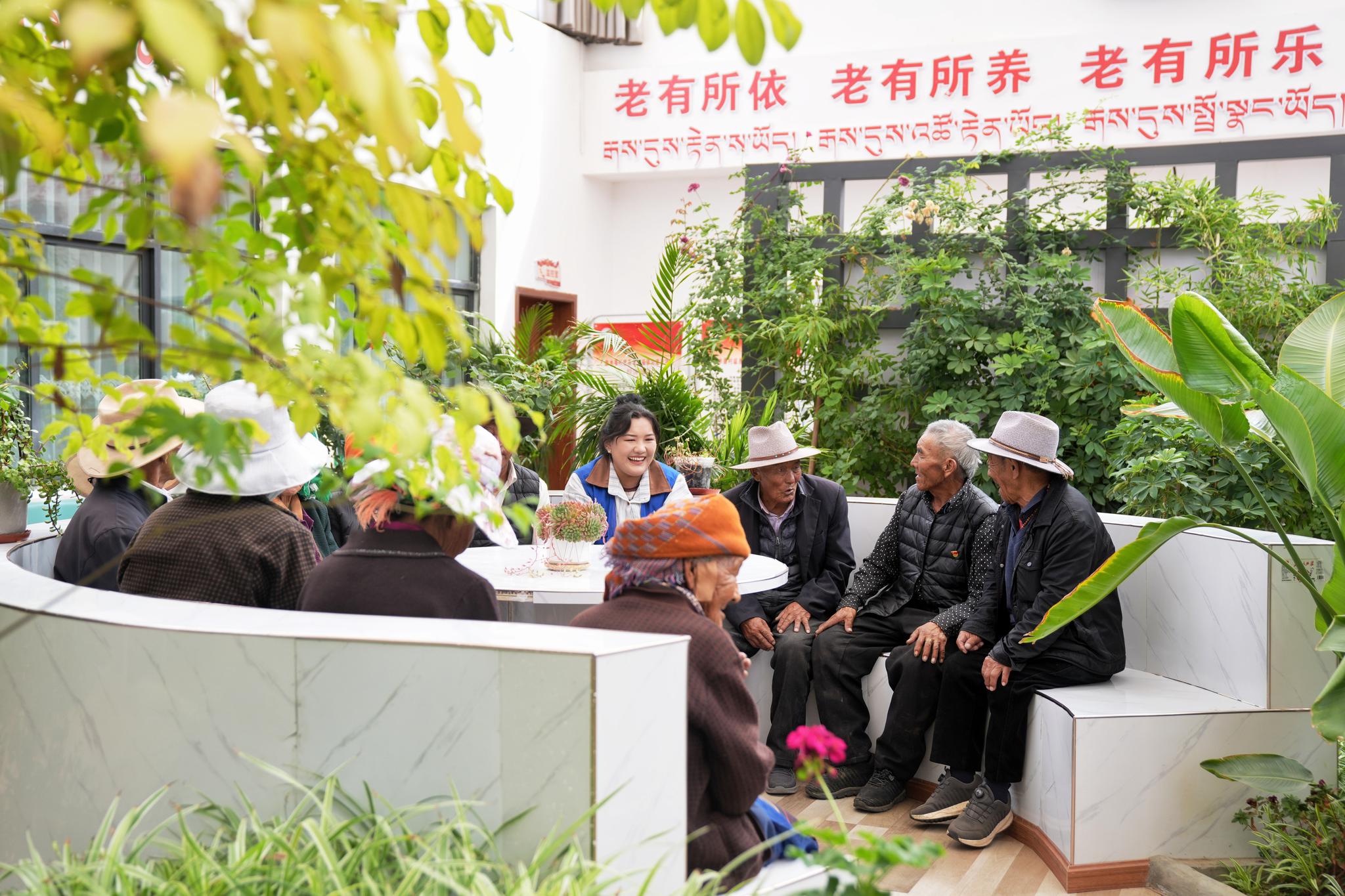 'Community Care Center' brings warmth to villagers along Lhasa River