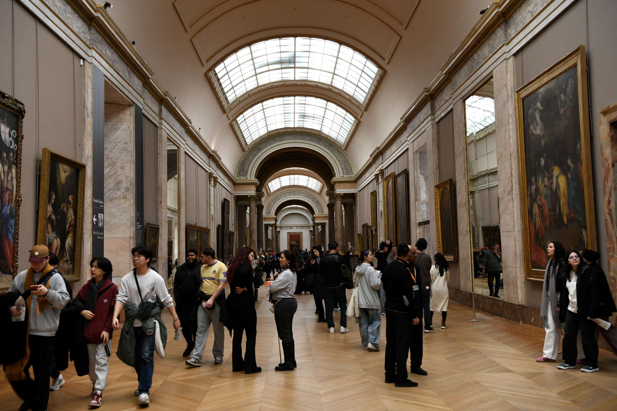 Louvre raises ticket prices for most non-EU visitors