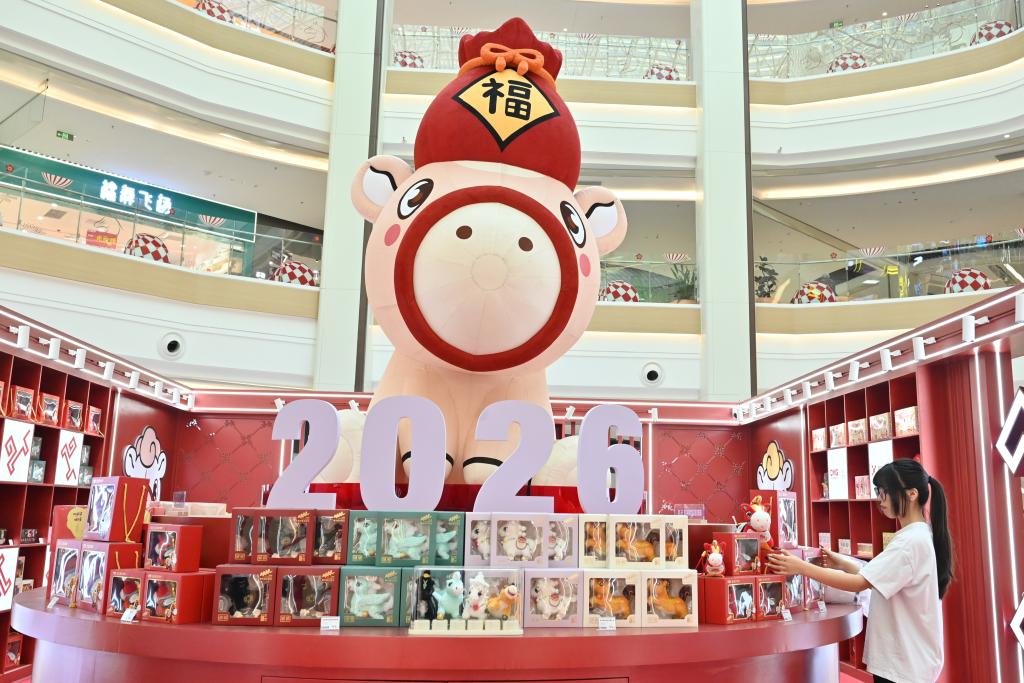 Dongguan sees boom in Year of the Horse trendy toy production and sales