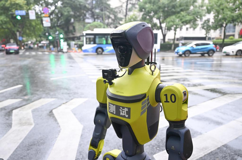 Humanoid robots take to streets in Hangzhou to test AI-powered traffic management