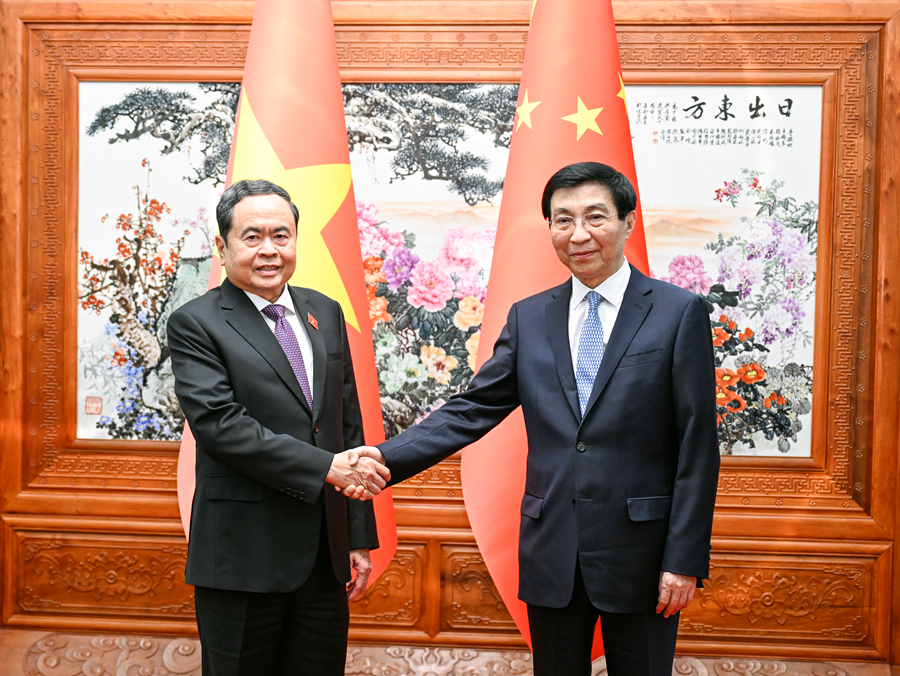 China's top political advisor meets Vietnam's National Assembly chairman