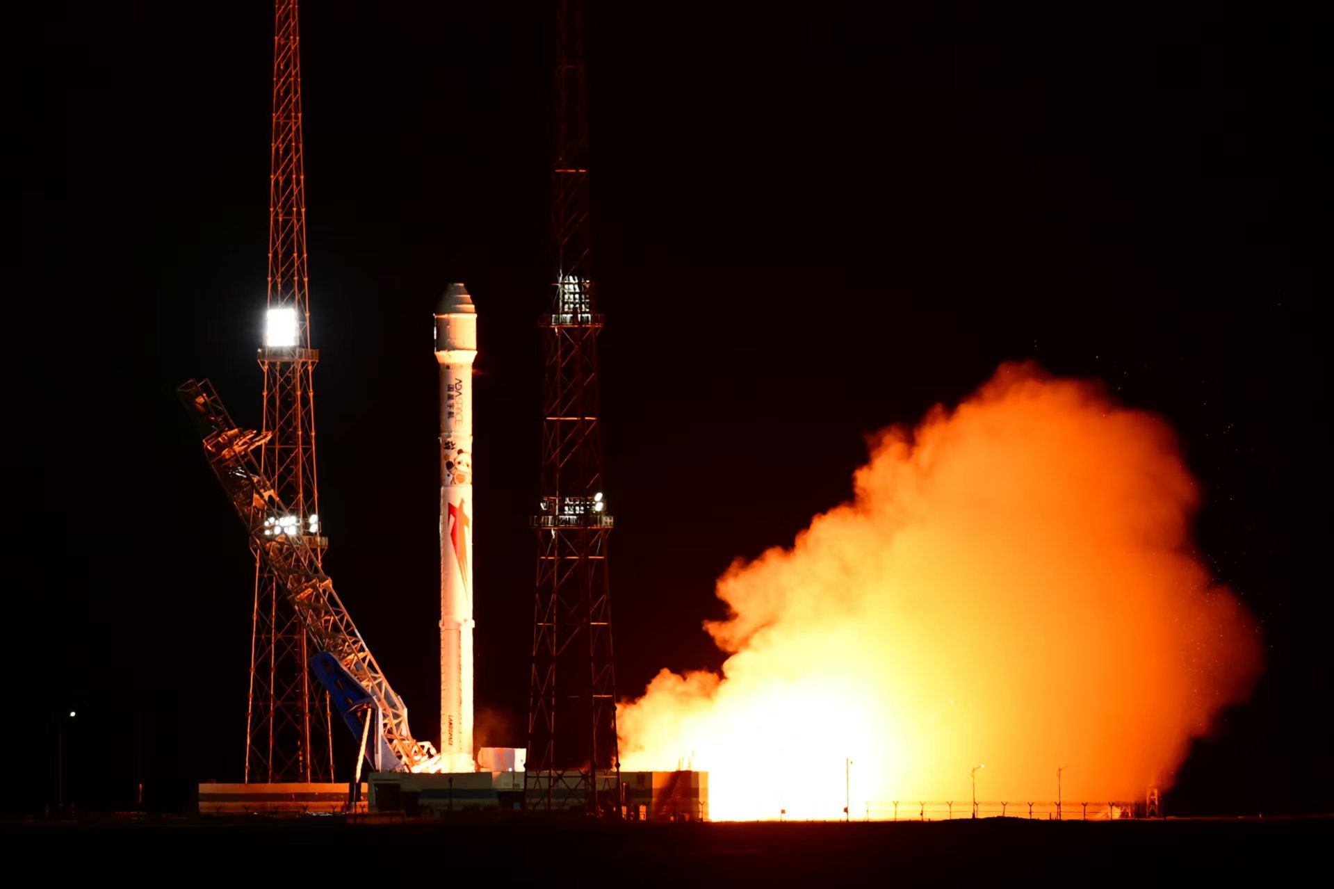 China's Zhuque-2E rocket launches 10 satellites into space