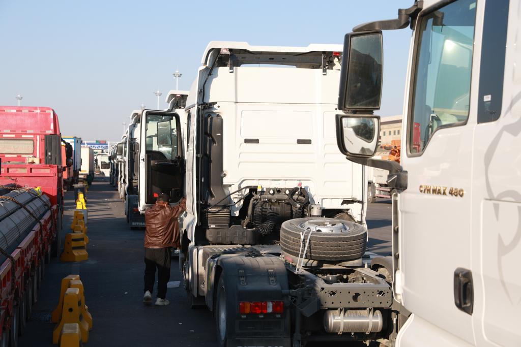 Horgos highway port sees steady foreign trade growth