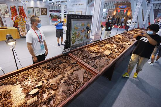 2nd China Arts and Crafts Expo held in Nanjing