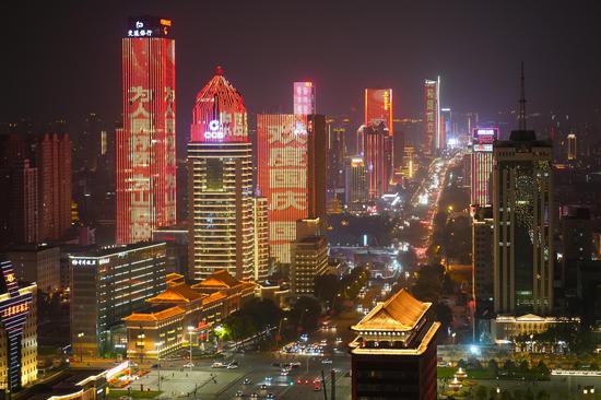 Landmark buildings lighted up to celebrate National Day in Shanxi