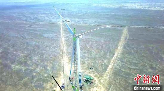 Xinjiang's largest wind turbine lifted into place - Vimarsana News