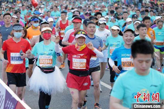 He Jie renews Chinese men's marathon national record