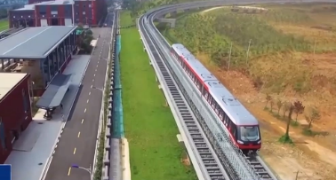 China's first maglev tourism line starts test run