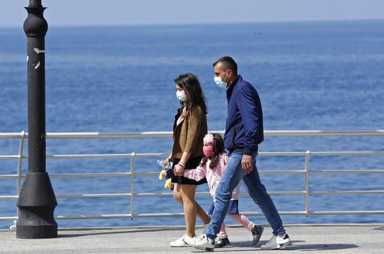 Walking 8,000 steps daily on weekends enough to cut death risk: study