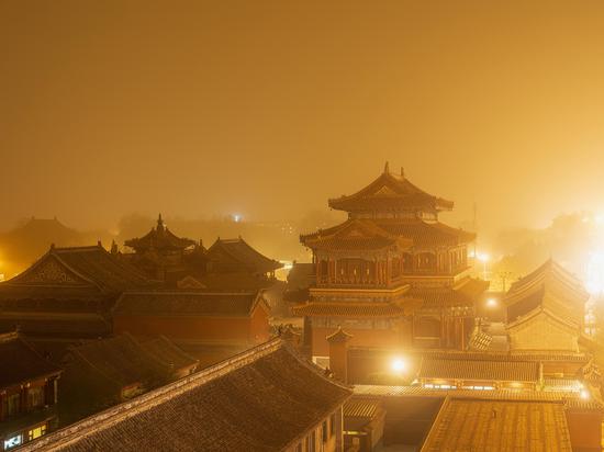Sandstorm hits northern China