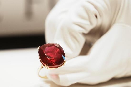 World's largest ruby displayed in Hong Kong