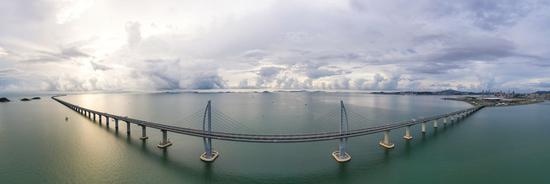 Hong Kong-Zhuhai-Macao Bridge passes completion review