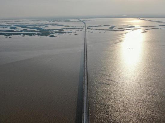 Aerial view of Jinxi Lake Grand Bridge in Jiangxi