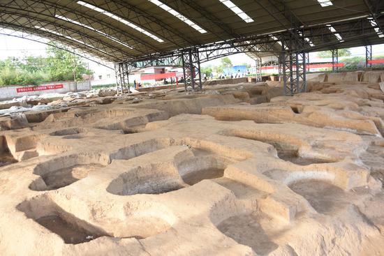 4,000 years old granaries in central China
