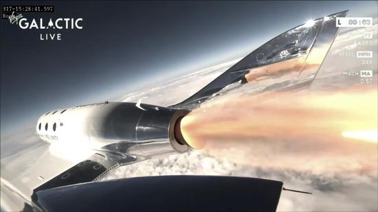 Virgin Galactic completes first commercial space flight