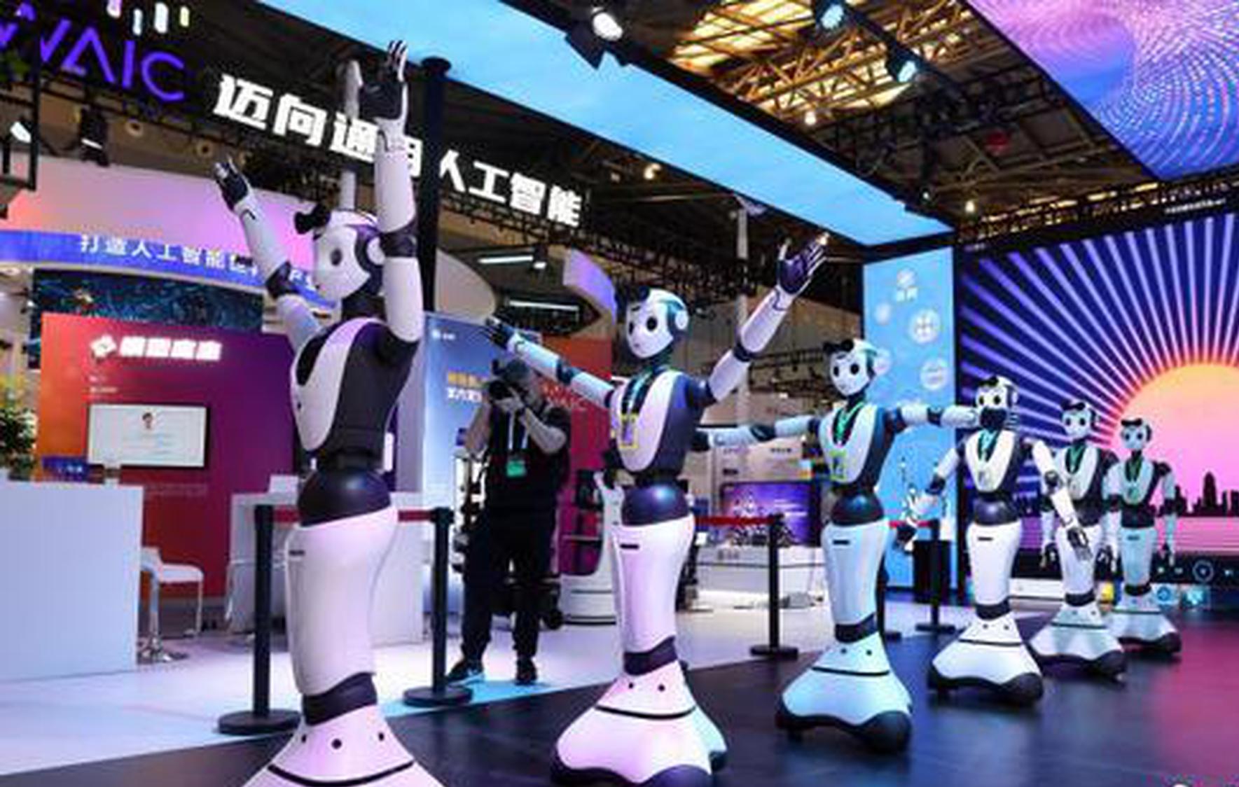 China-made large models and generative AI dazzle WAIC 2023
