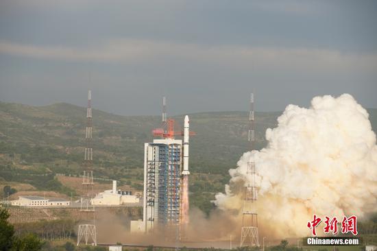 China sends disaster reduction satellite into space