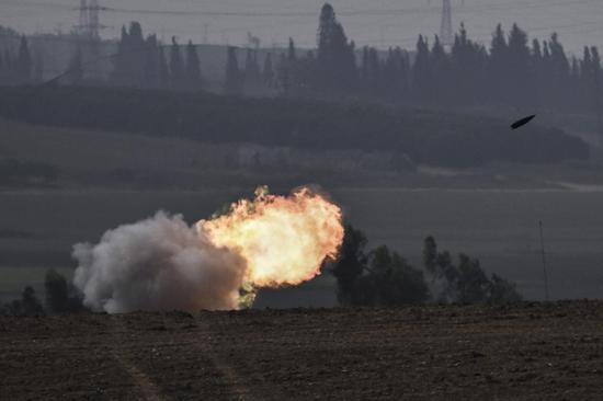 Israel expands ground offensive in Gaza