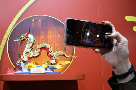 Chinese elements shine at 6th CIIE