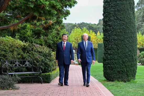 Xi, Biden hold historic summit