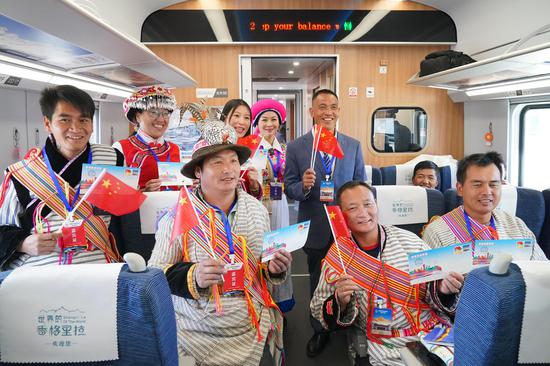 Lijiang-Shangri-La railway put into operation