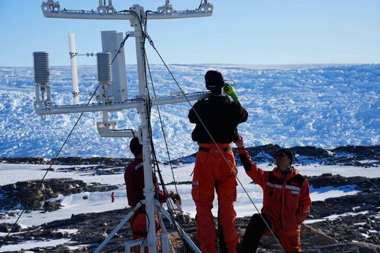 Domestically-made polar meteorological stations start operation