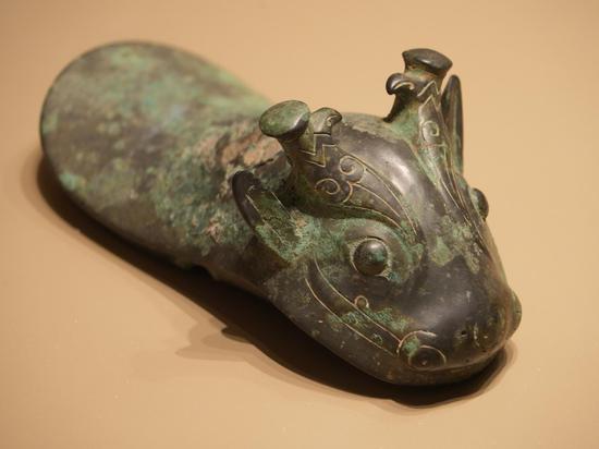 Artifacts featuring animals unveiled at new Yinxu museum