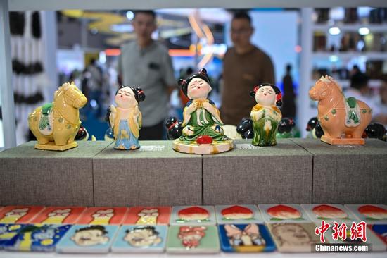 Products of Chinese culture shine at CICPE 2024
