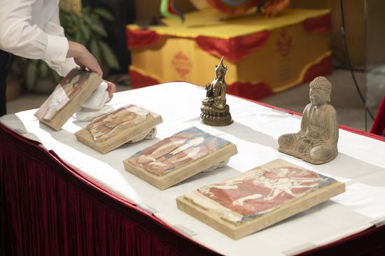 China receives 38 cultural relics returned from U.S.