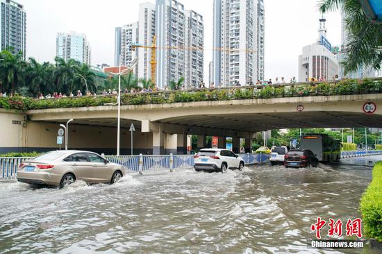 Heavy rainstorm hits south China's Guangxi