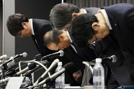Japan probes 76 deaths linked to pharma products