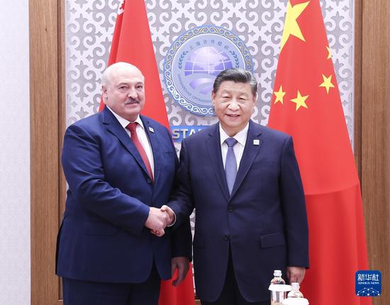 Xi meets with Belarusian President Alexander Lukashenko
