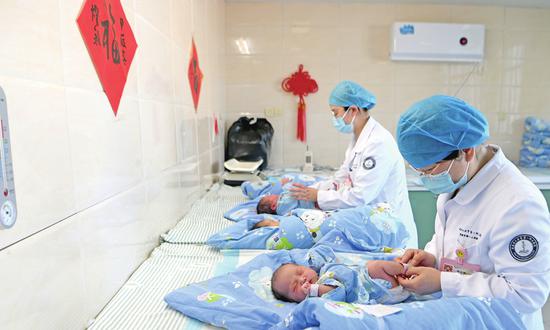 China's core maternal and child health indicators continue to improve