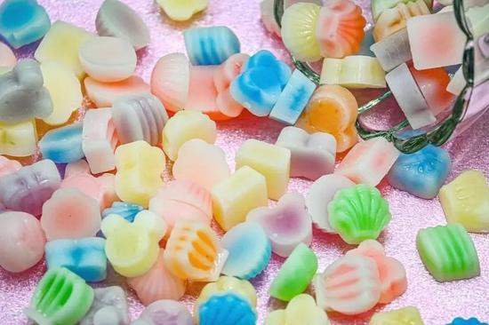 China launches crackdown on popular 'wax bottle candies' amid safety concerns