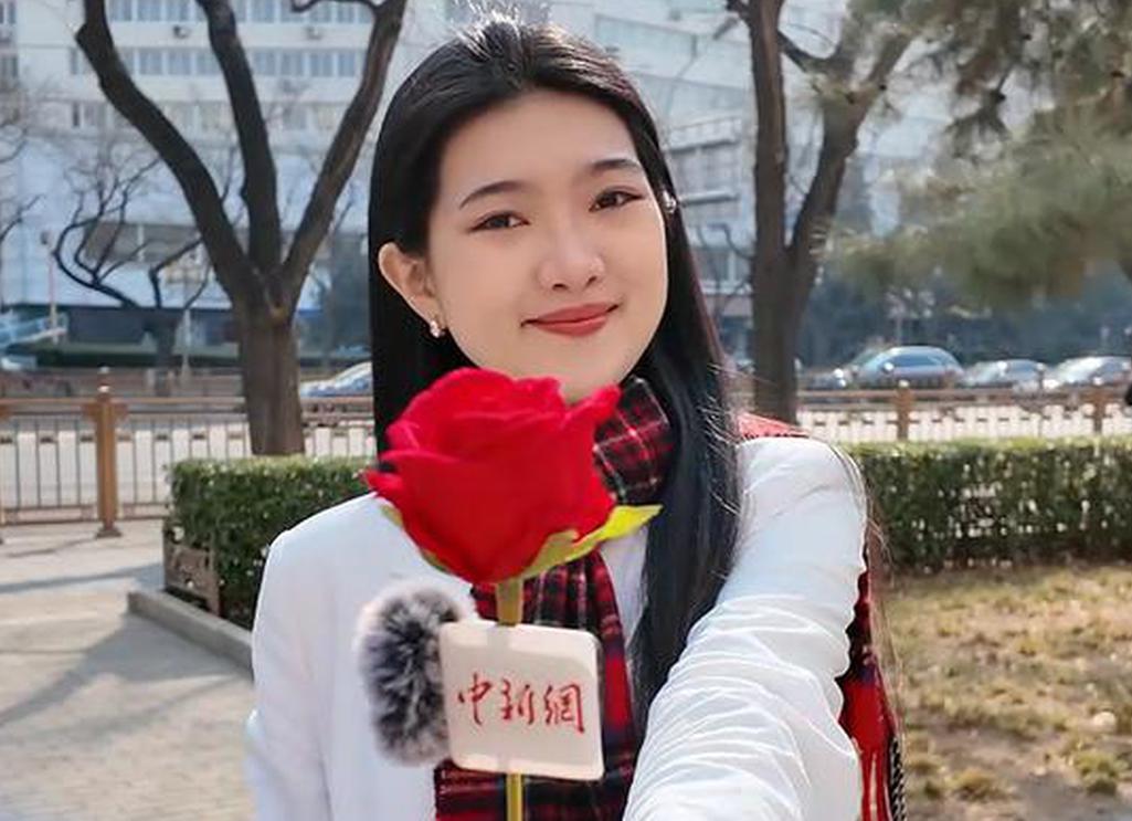 What does 'Women Hold Up Half the Sky' mean to you? | Views From Chang'an Avenue