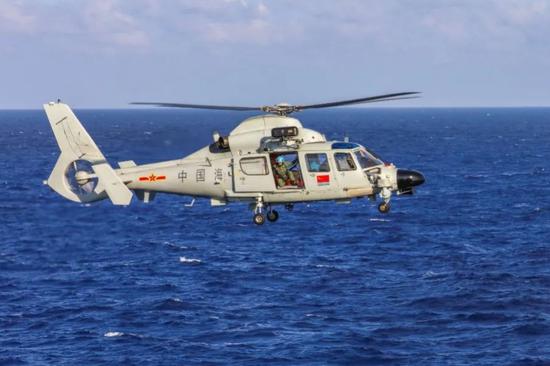 PLA's aircraft carrier conducts joint drill with naval aviation unit