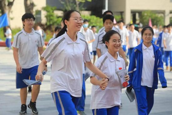 Parents divided on new policy for high schools