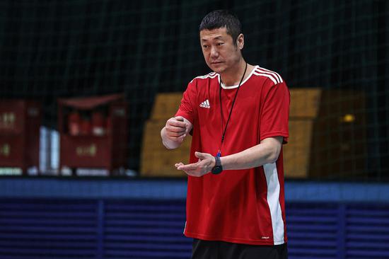 New coach for China women's volleyball team