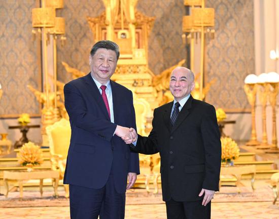 Xi says China, Cambodia set model for equality, mutual trust, win-win cooperation between countries of different sizes