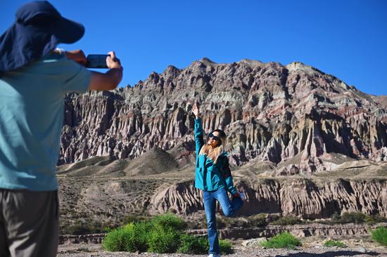 Scenery of 'Alien Valley' geopark in NW China's Gansu