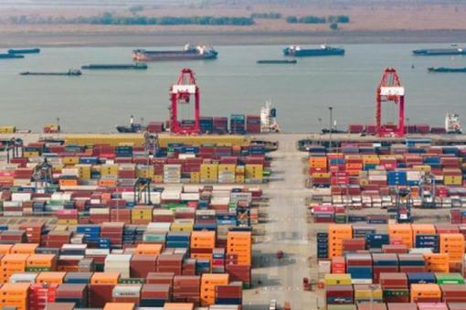 Canada caught between US protectionism and China opportunity