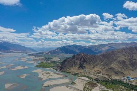 Yarlung Zangbo hydropower project has no adverse effects on downstream areas: Spokesman