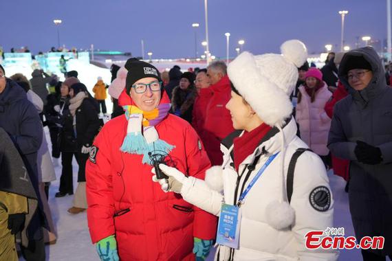Andrew Knack, Mayor of Edmonton in Canada receives an interview at the "Global Mayors Dialogue in Harbin" held in Harbin, Jan. 6, 2026. (Photo provided to China News Service)